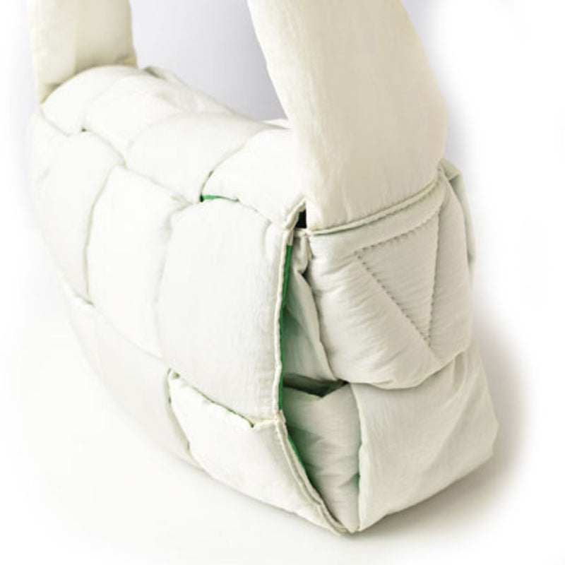 Bottega Veneta Cassette White Synthetic Shoulder Bag (Pre-Owned)