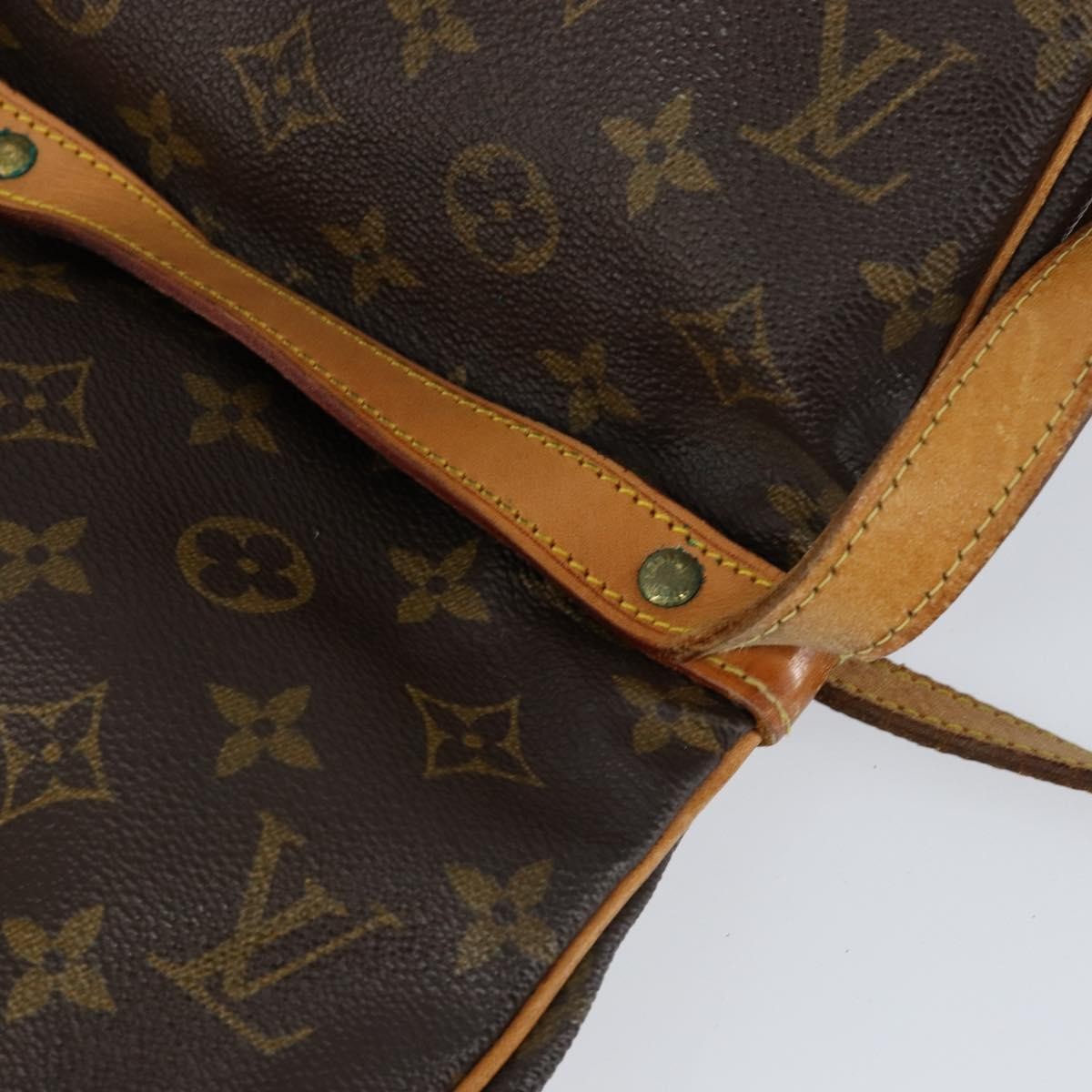Louis Vuitton Saumur Monogram Canvas Brown Canvas Handbag (Pre-Owned)