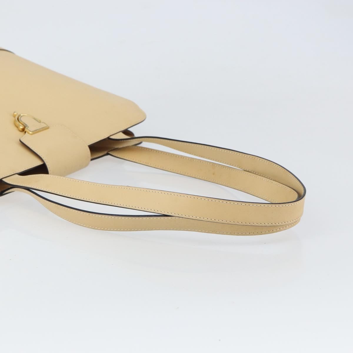 Celine Vintage Leather Beige Leather Shoulder Bag Bag (Pre-Owned)