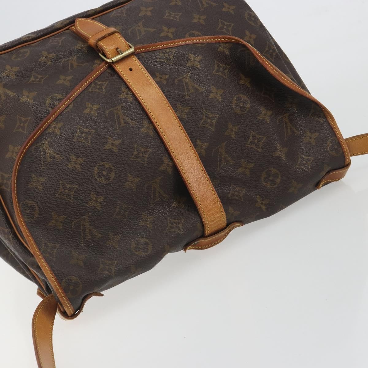 Louis Vuitton Saumur Monogram Brown Canvas Shoulder Bag Bag (Pre-Owned)