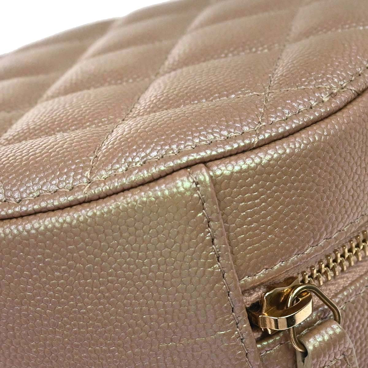 Chanel Round Chain Quilted Caviar Beige Leather Shoulder Bag Bag (Pre-Owned)