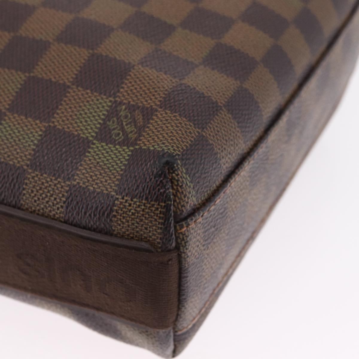 Louis Vuitton Trotteur Beaubourg Damier Brown Canvas Handbag (Pre-Owned)