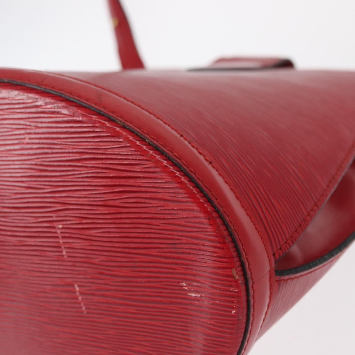 Louis Vuitton Cluny Epi Leather Red Leather Shoulder Bag Bag (Pre-Owned)