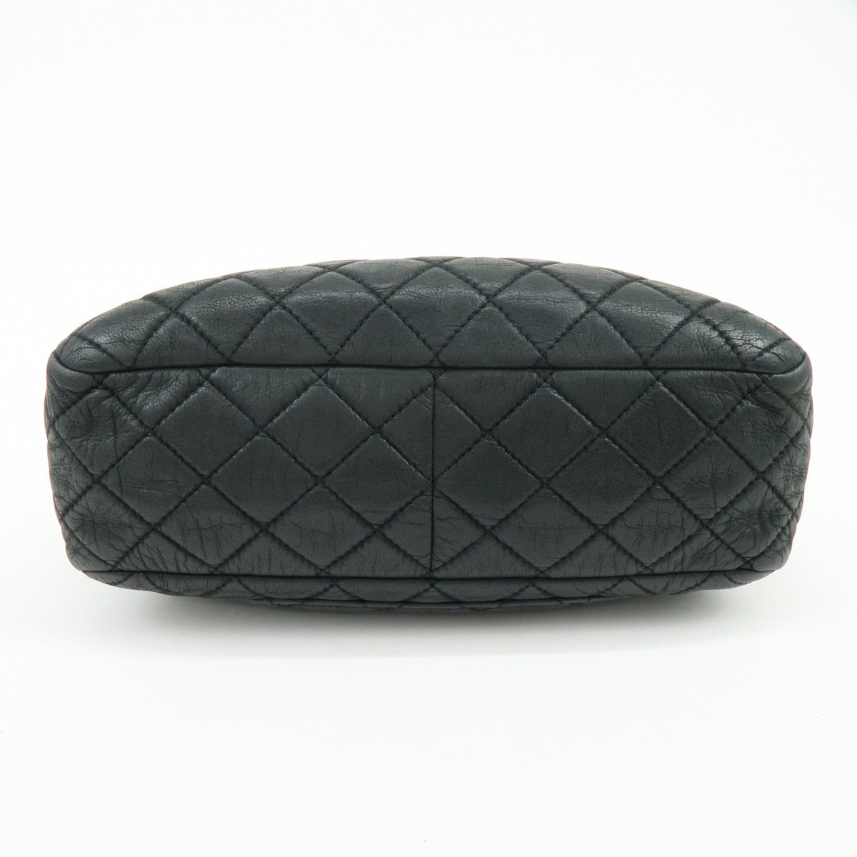 Chanel Shoulder Quilted Leather Black Calfskin Shoulder Bag Bag (Pre-Owned)