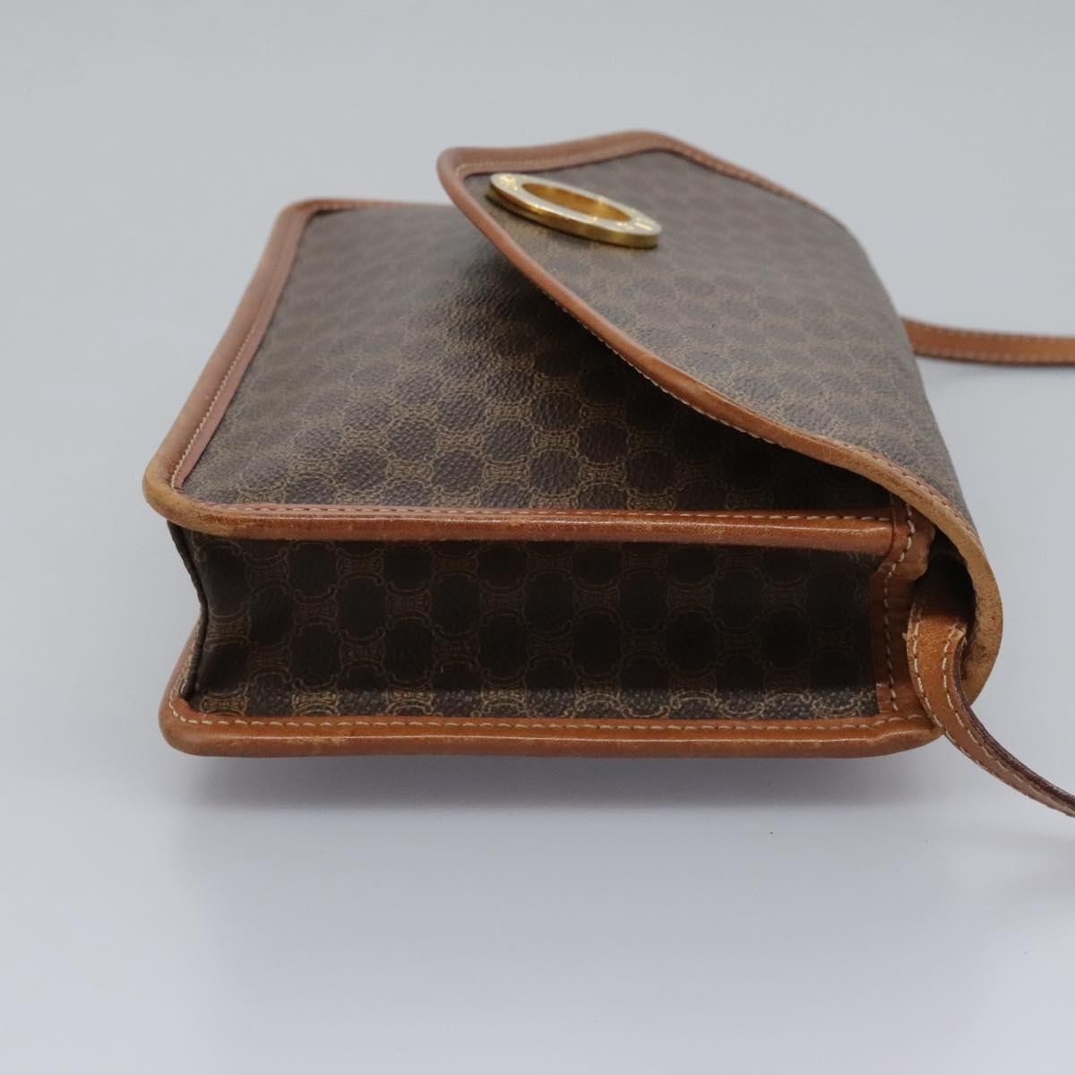 Celine Vintage Macadam Circle Logo Canvas And Leather Brown Canvas Shoulder Bag Bag (Pre-Owned)