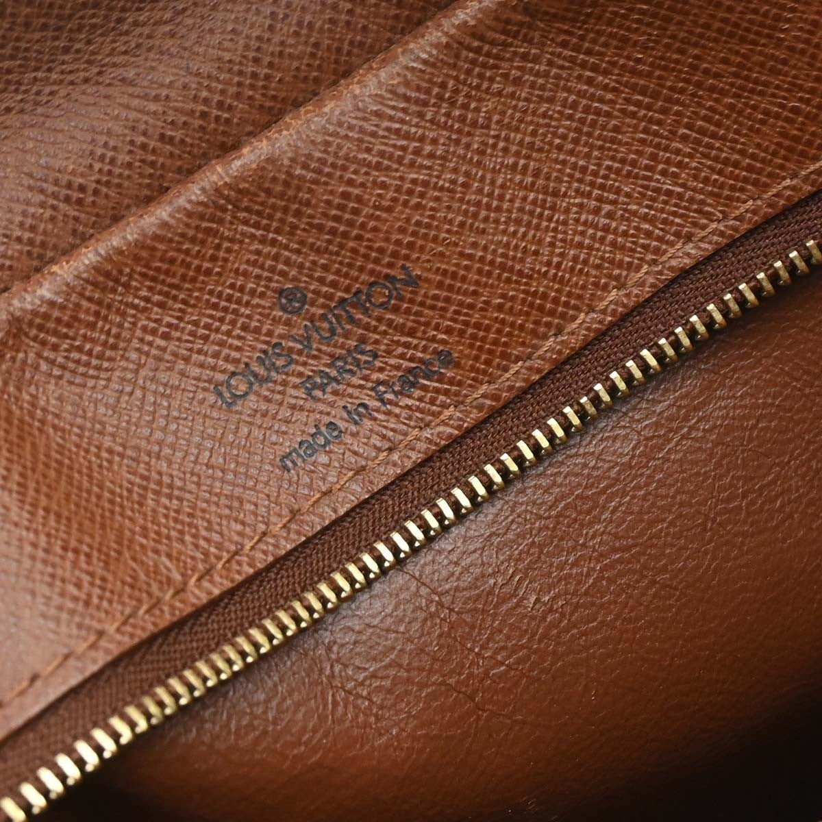 Louis Vuitton Nil Messenger Monogram Canvas Brown Canvas Shoulder Bag Bag (Pre-Owned)