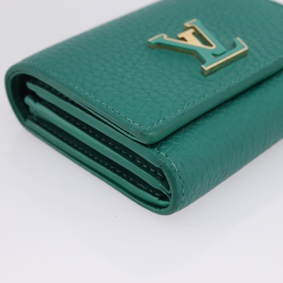 Louis Vuitton Capucines Leather Green Leather Wallets Accessory (Pre-Owned)