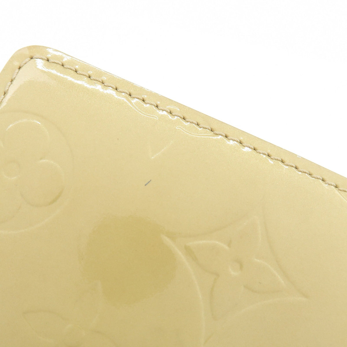 Louis Vuitton Ludlow Vernis Beige Patent_Leather Wallets Accessory (Pre-Owned)