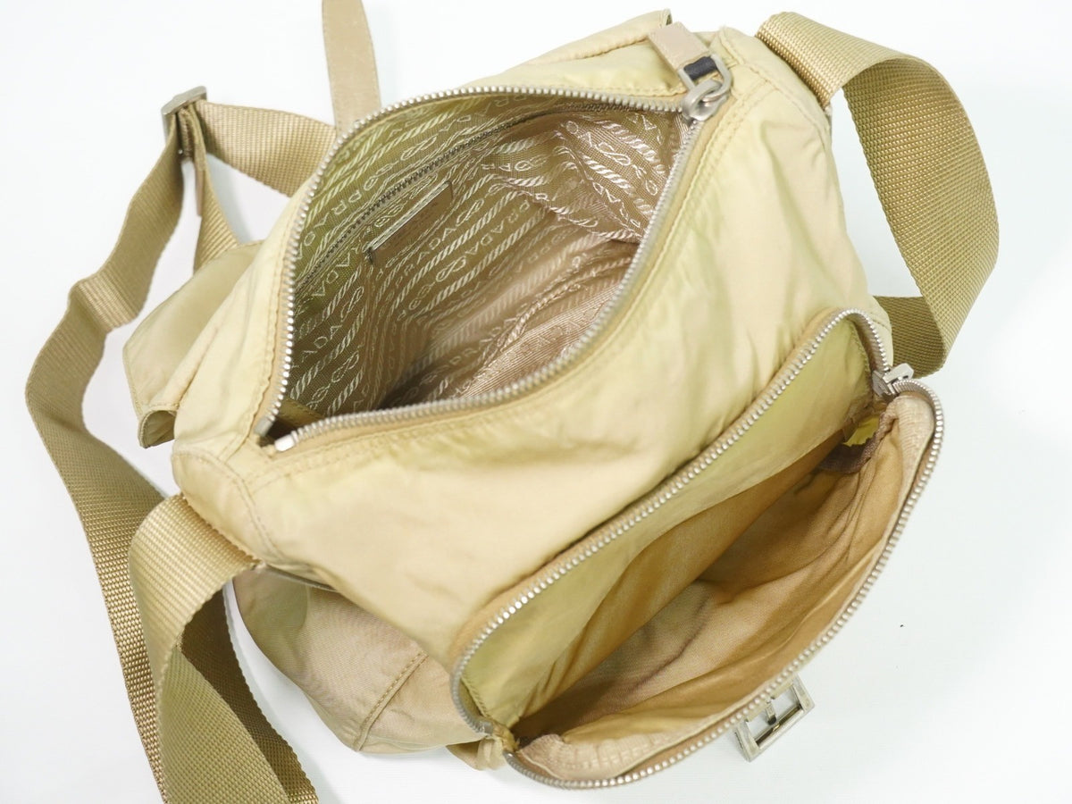Prada Buckle Messenger Tessuto Beige Nylon Shoulder Bag Bag (Pre-Owned)
