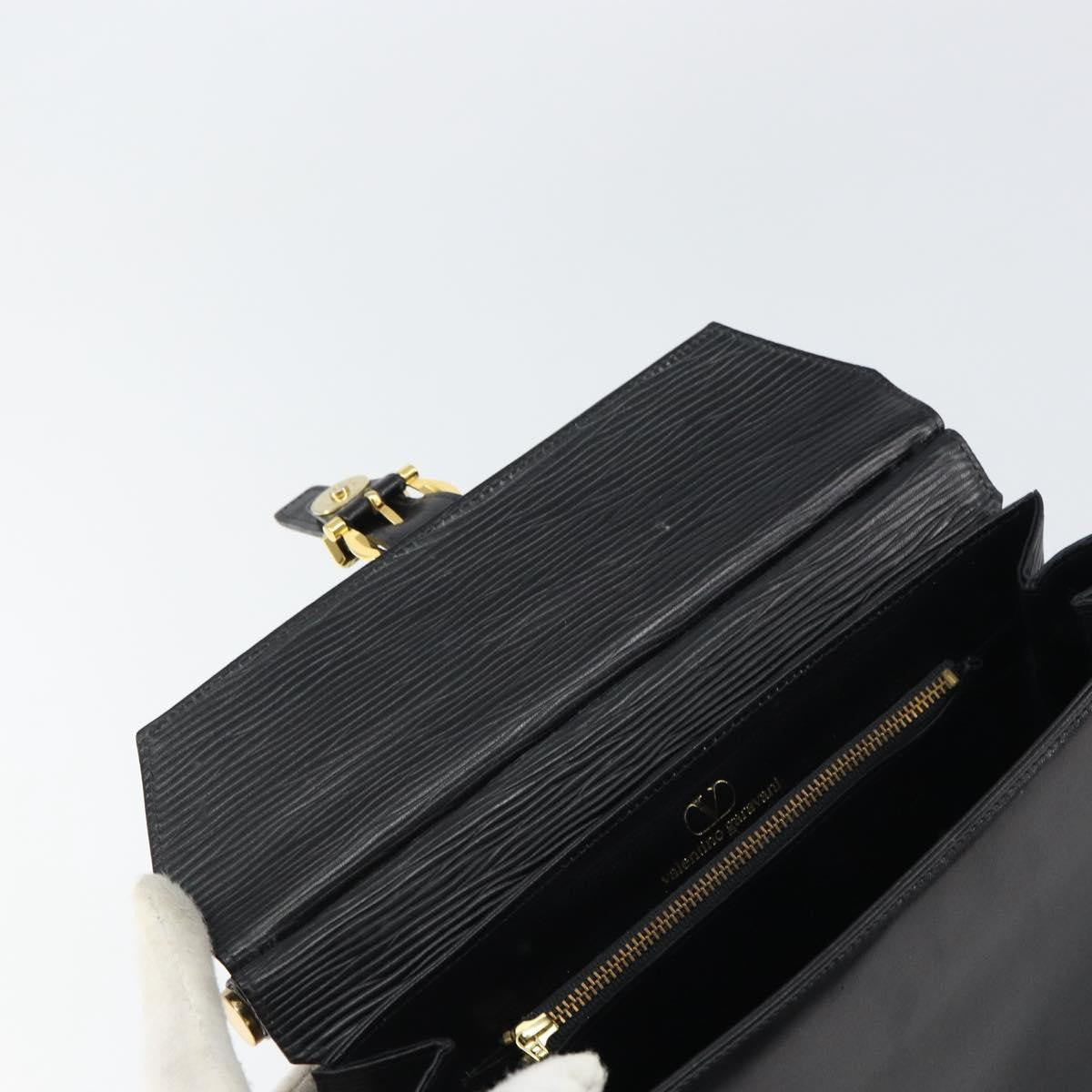 Valentino Garavani Vintage Leather Black Leather Handbag (Pre-Owned)