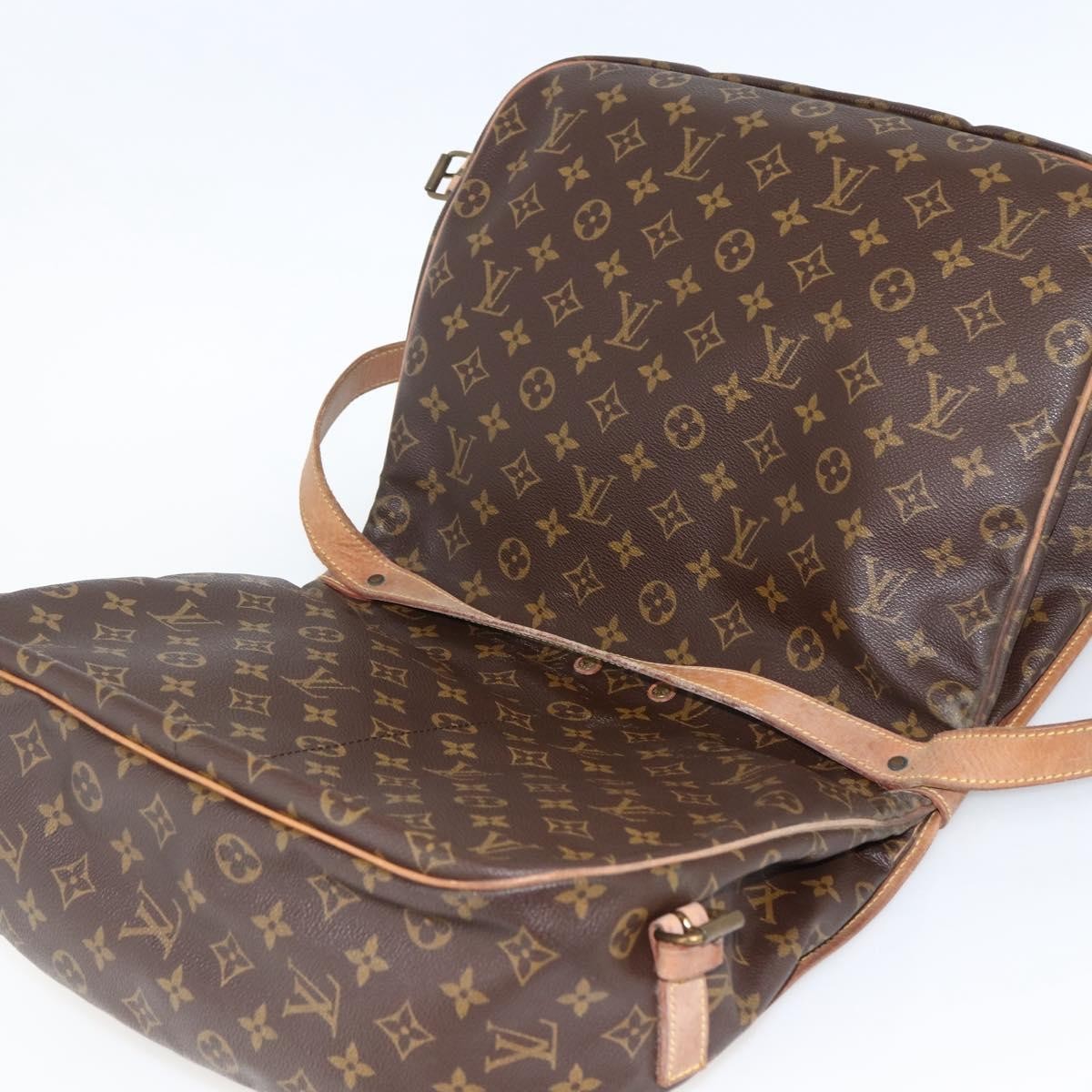 Louis Vuitton Saumur Monogram Canvas Multicolour Canvas Shoulder Bag Bag (Pre-Owned)