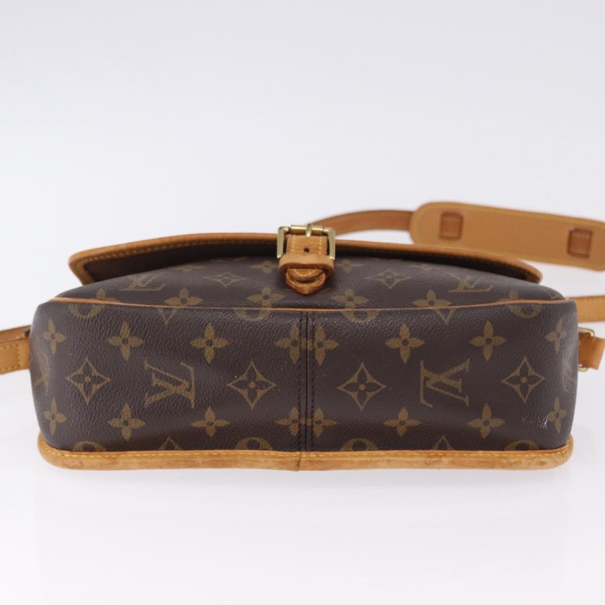 Louis Vuitton Sologne Monogram Brown Canvas Shoulder Bag Bag (Pre-Owned)
