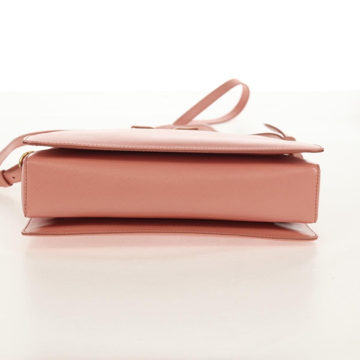 Salvatore Ferragamo Vala Leather Pink Leather Handbag (Pre-Owned)