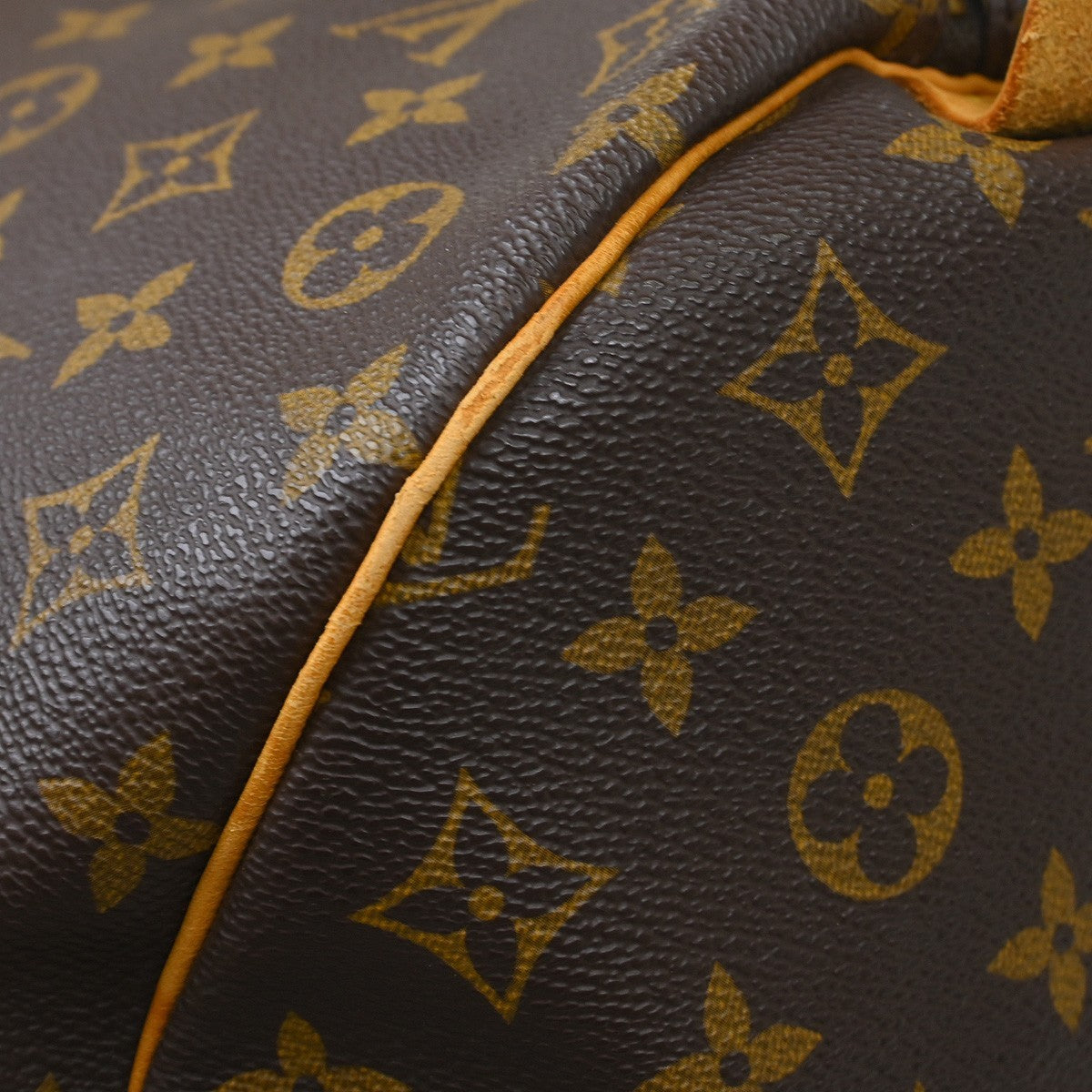 Louis Vuitton Keepall Monogram Canvas Brown Canvas Travel Bag Bag (Pre-Owned)