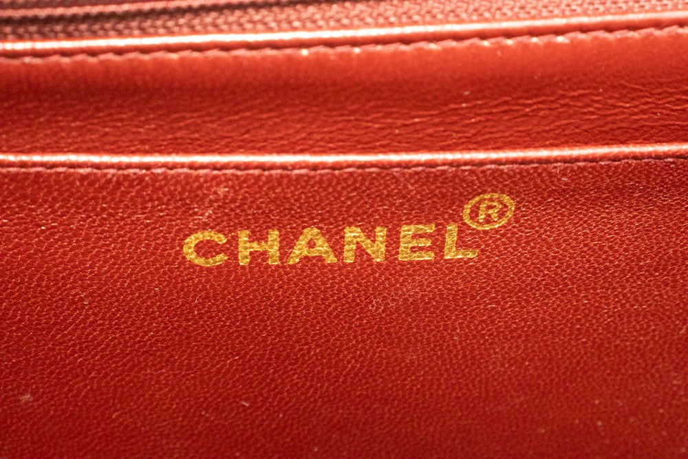 Chanel Mademoiselle Vintage Flap Lambskin Black Leather Shoulder Bag Bag (Pre-Owned)