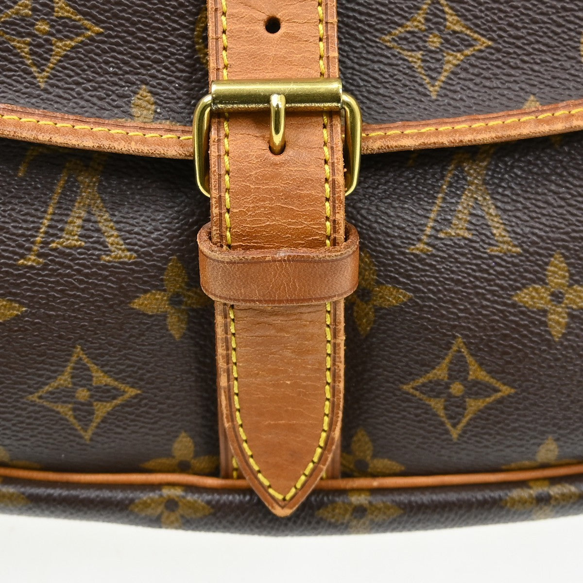 Louis Vuitton Saumur Monogram Canvas Brown Canvas Shoulder Bag Bag (Pre-Owned)