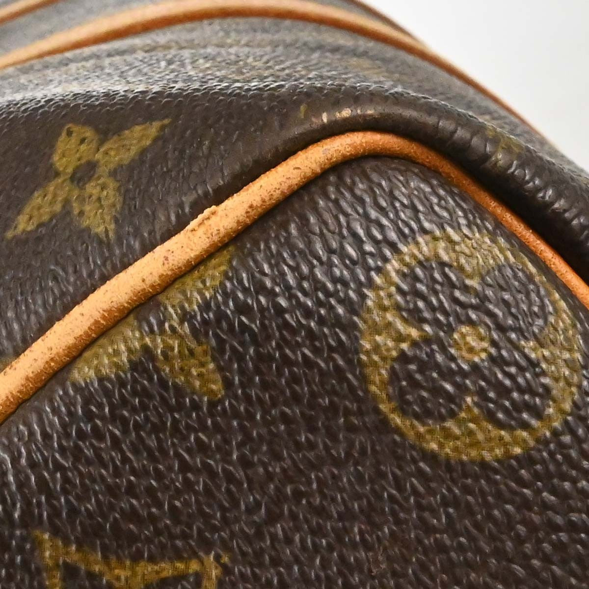 Louis Vuitton Keepall Monogram Canvas Brown Canvas Travel Bag Bag (Pre-Owned)