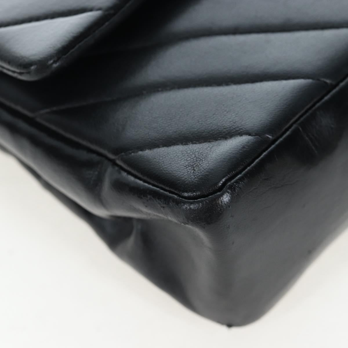 Chanel Double Stitch Full Flap Chevron Lambskin Black Leather Handbag (Pre-Owned)