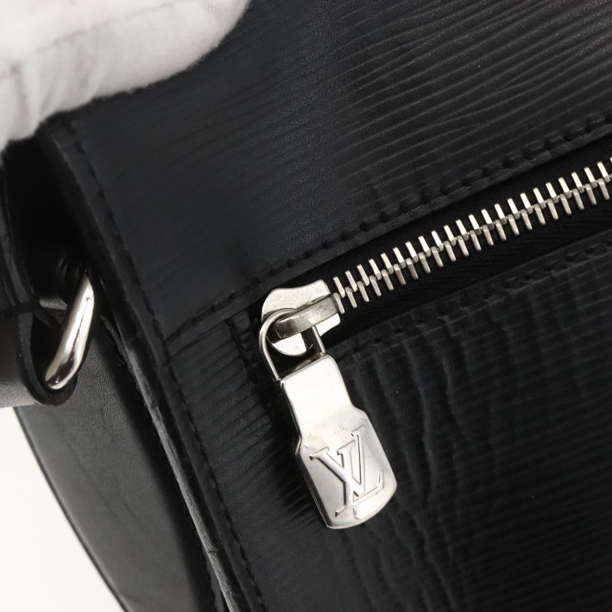 Louis Vuitton Harrington Messenger Epi Leather Black Leather Handbag (Pre-Owned)
