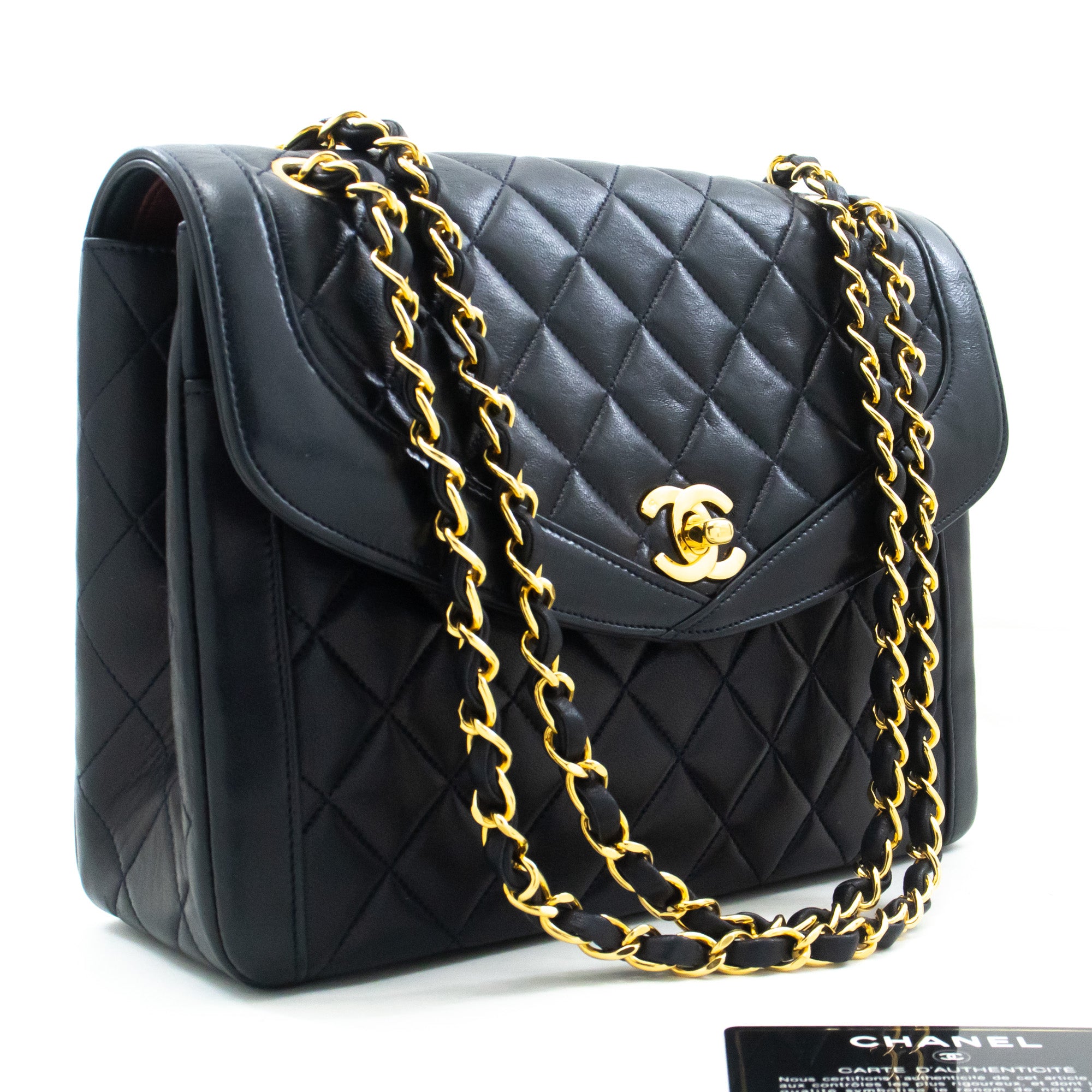 Chanel Matelassé Navy Leather Shoulder Bag (Pre-Owned)