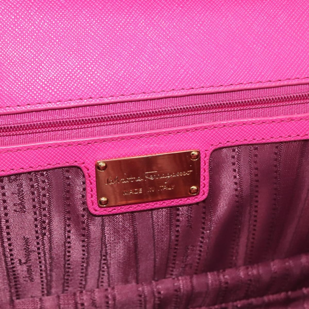 Salvatore Ferragamo Vala Chain Leather Pink Leather Shoulder Bag Bag (Pre-Owned)