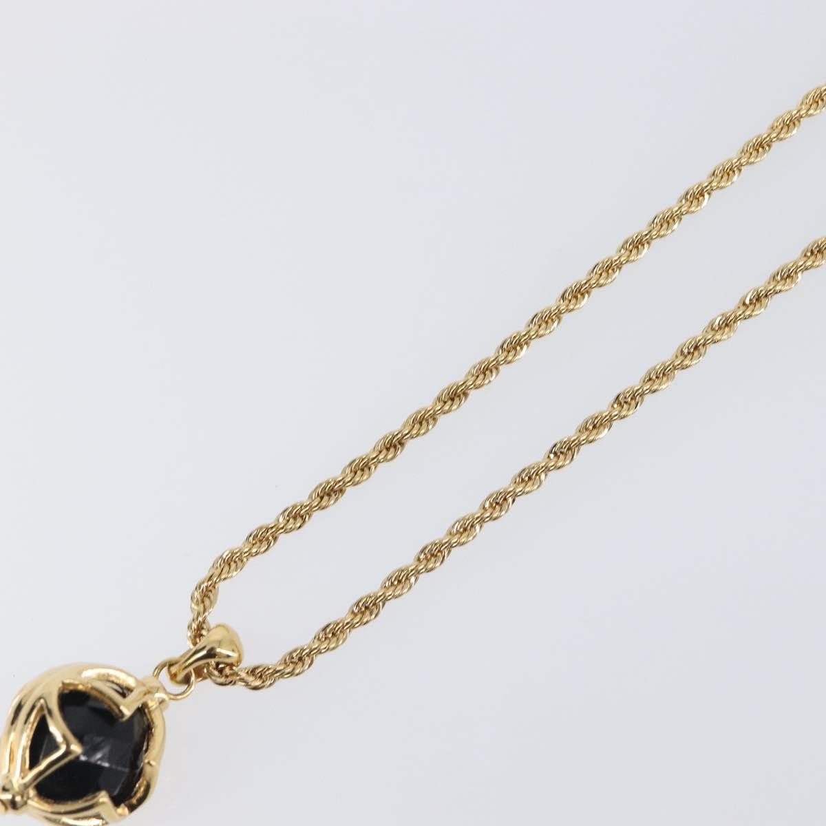 Givenchy Vintage Metal Gold Metal Necklace Jewelry (Pre-Owned)
