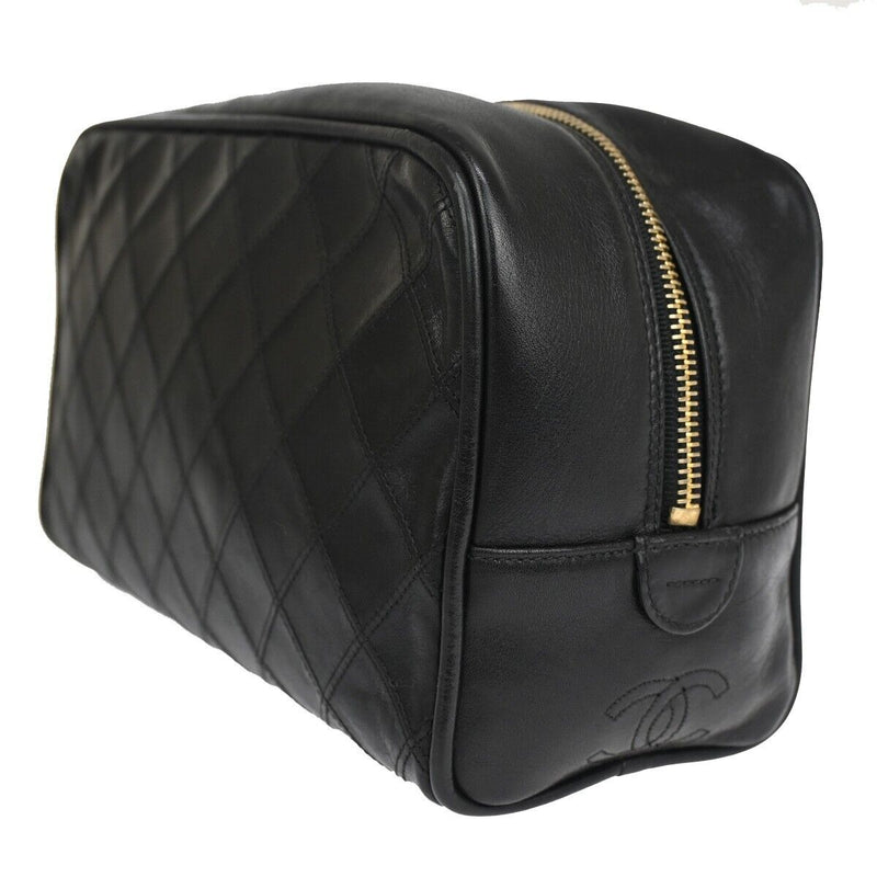 Chanel Bicolore Black Leather Clutch Bag (Pre-Owned)