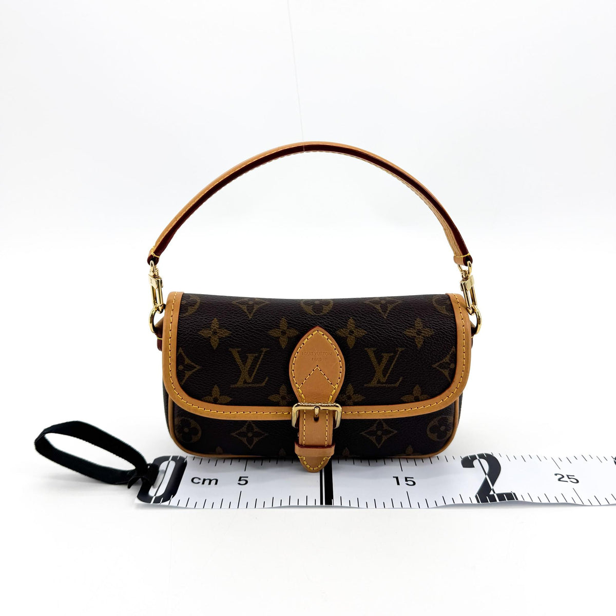 Louis Vuitton Diane Nm Monogram Canvas Brown Canvas Handbag (Pre-Owned)