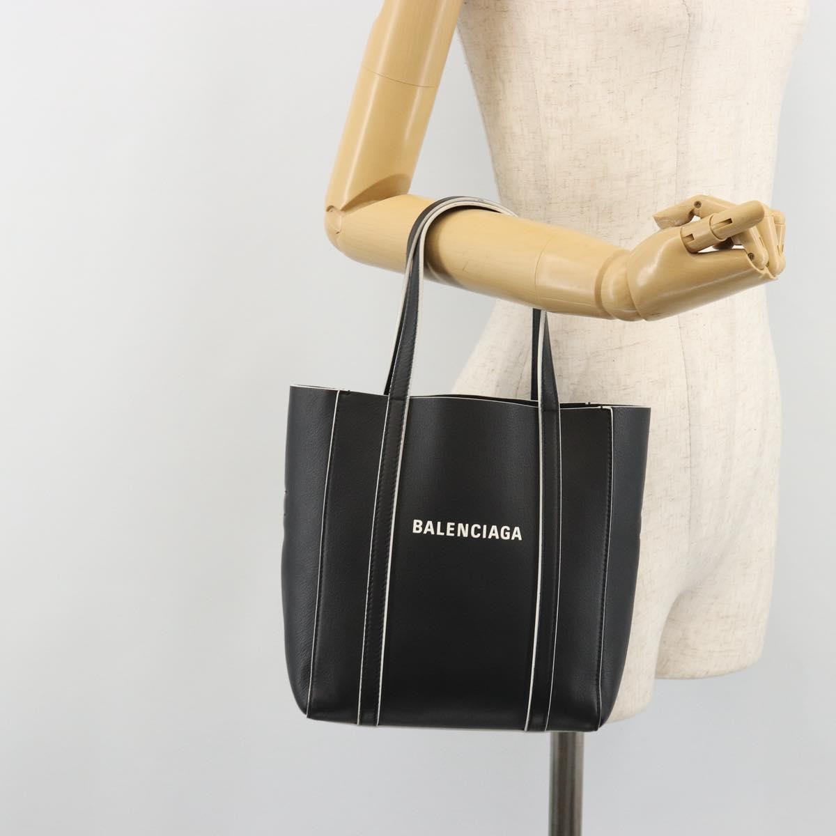 Balenciaga Everyday Tote Leather Black Leather Tote Bag Bag (Pre-Owned)