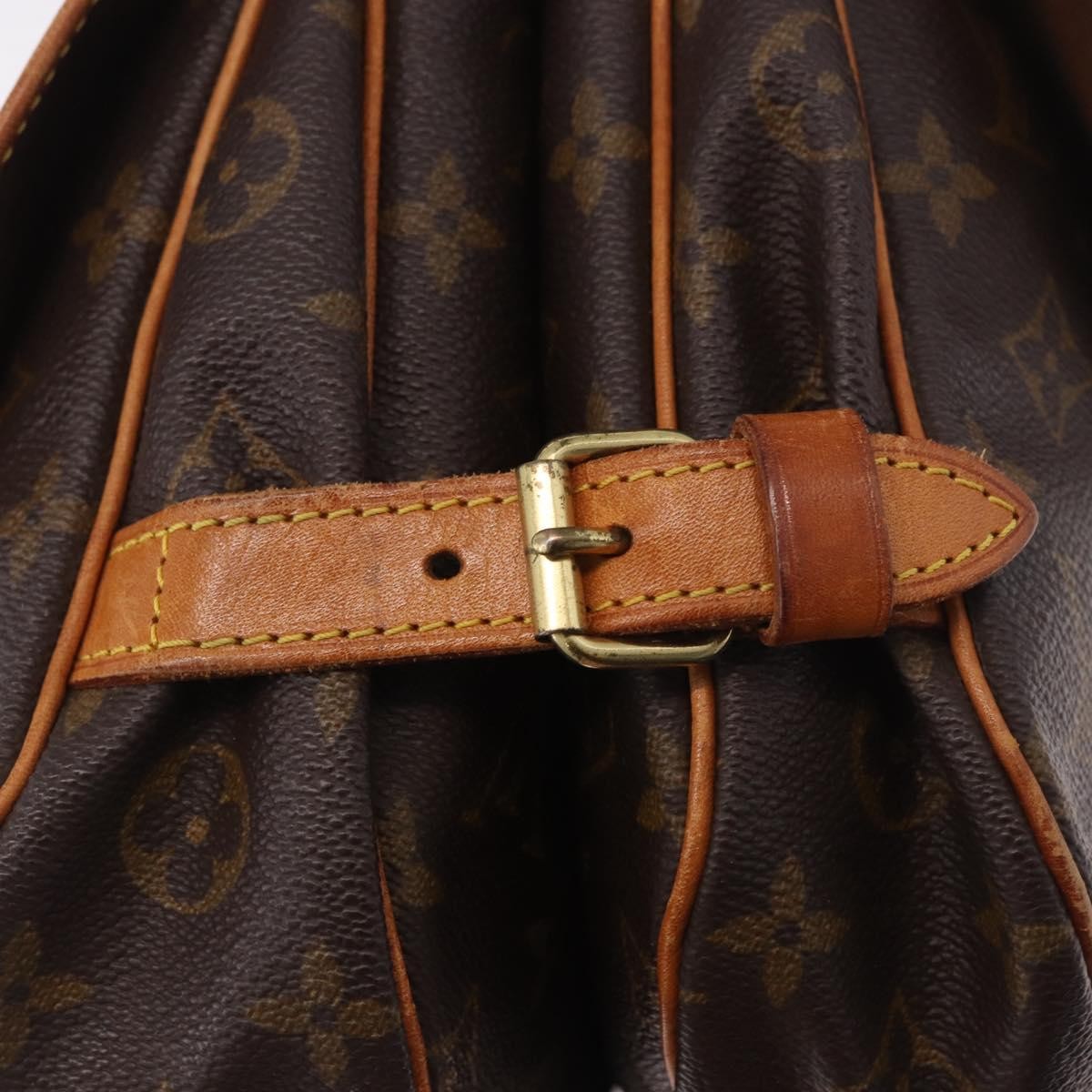 Louis Vuitton Saumur Monogram Canvas Brown Canvas Shoulder Bag Bag (Pre-Owned)