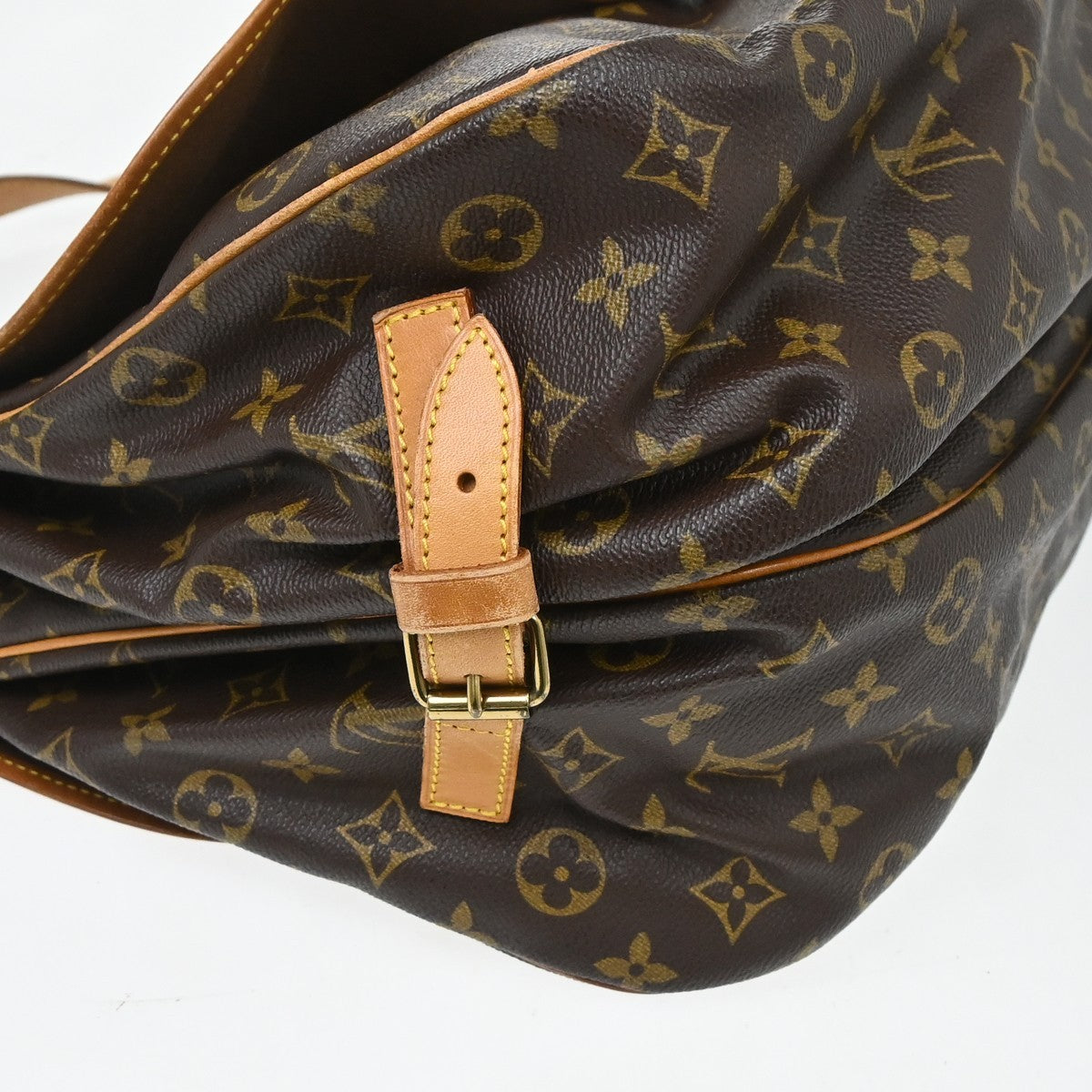 Louis Vuitton Saumur Monogram Canvas Brown Canvas Shoulder Bag Bag (Pre-Owned)