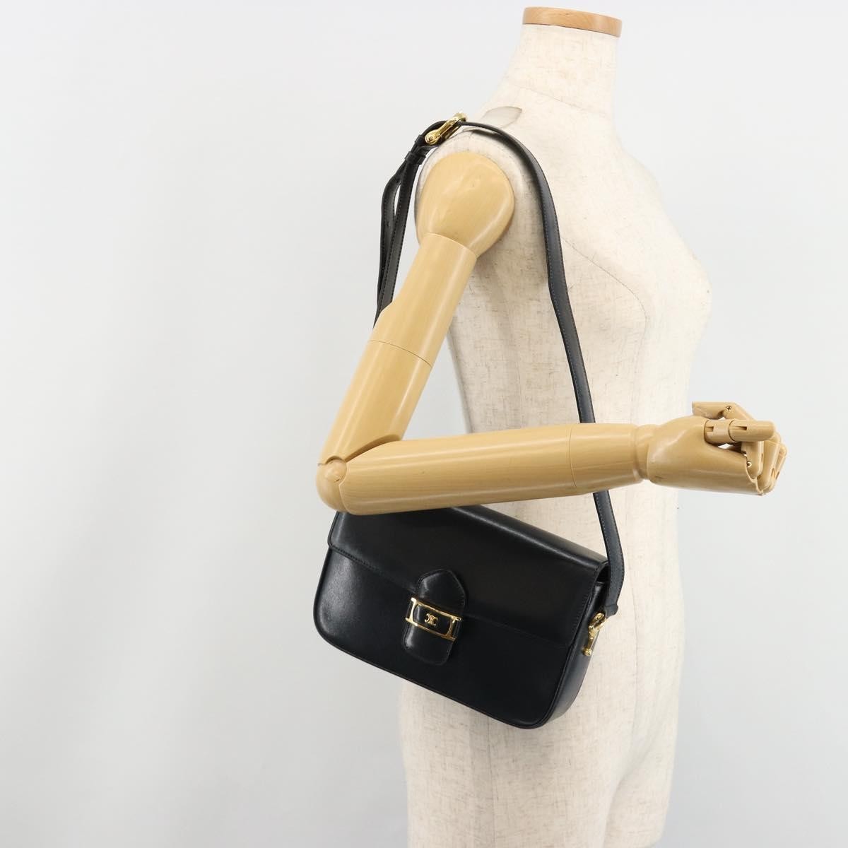 Celine Shoulder Leather Navy Leather Shoulder Bag Bag (Pre-Owned)