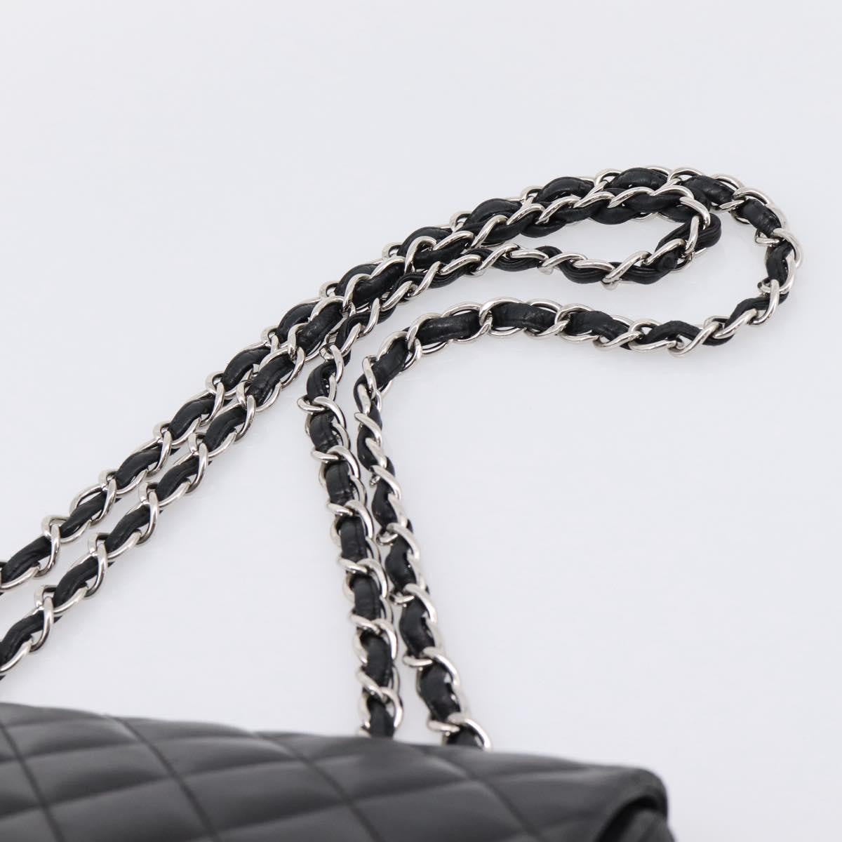 Chanel Vintage Square Classic Flap Quilted Lambskin Black Leather Handbag (Pre-Owned)
