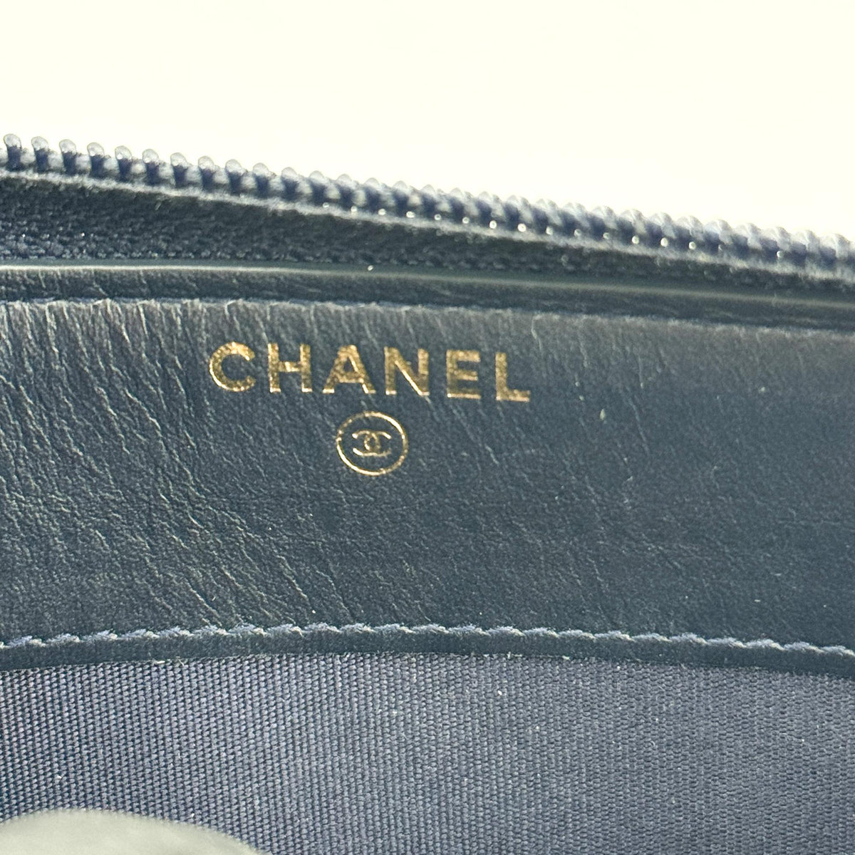 Chanel Boy Zip Around Quilted Caviar Black Leather Wallets Accessory (Pre-Owned)