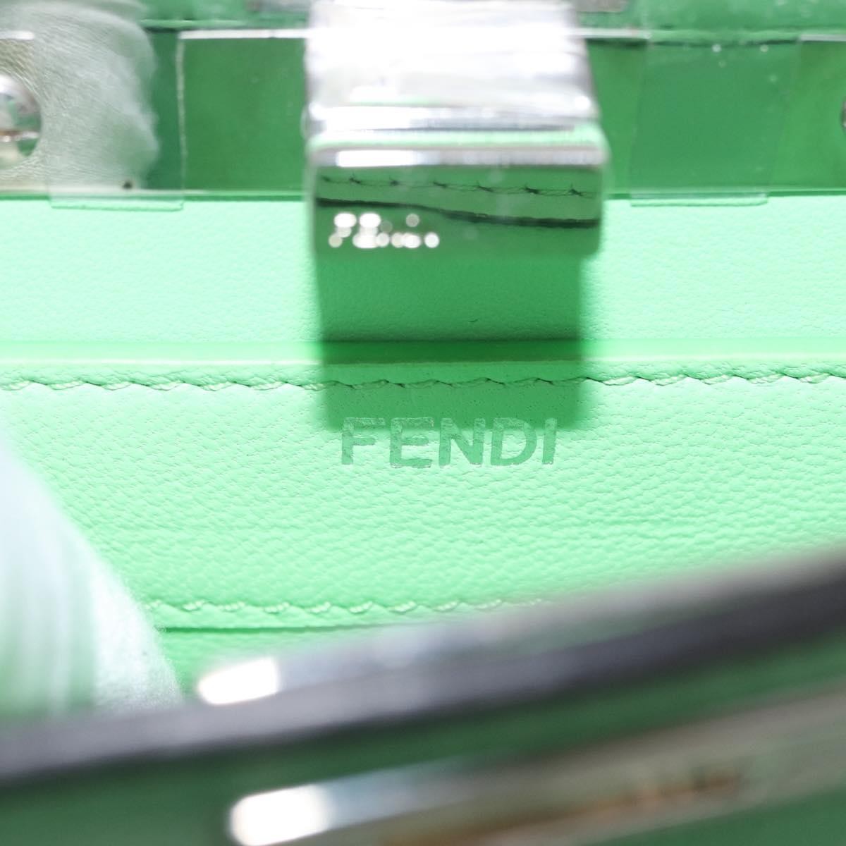 Fendi Peekaboo Iseeu Leather Green Leather Handbag (Pre-Owned)