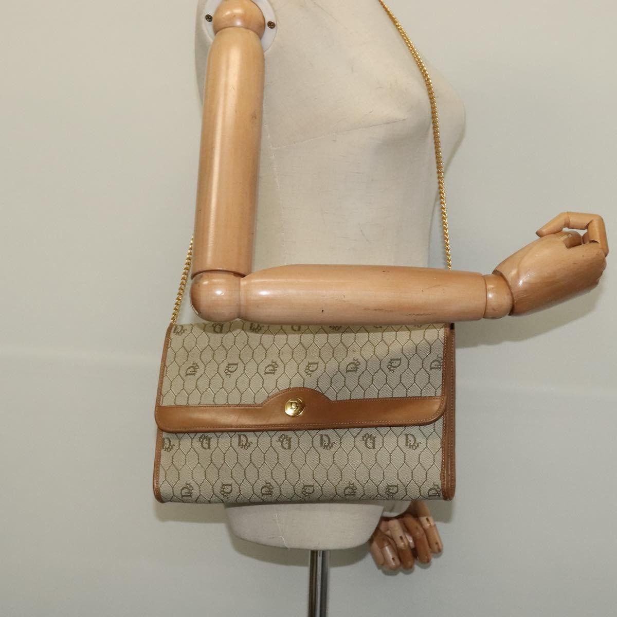 Christian Dior Vintage Honeycomb Chain Canvas Beige Canvas Bag (Pre-Owned)
