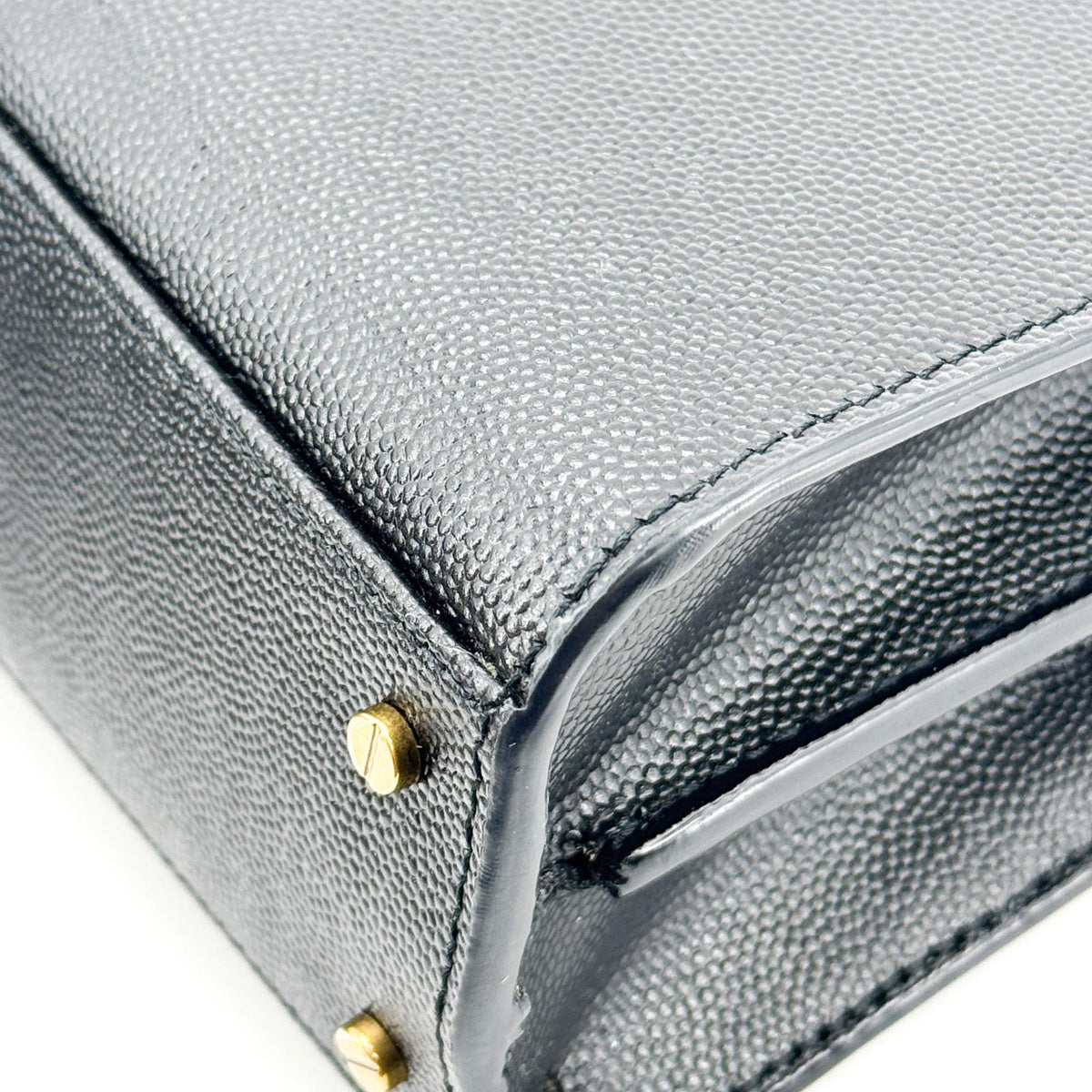 Saint Laurent Cassandra Leather Black Leather Shoulder Bag Bag (Pre-Owned)