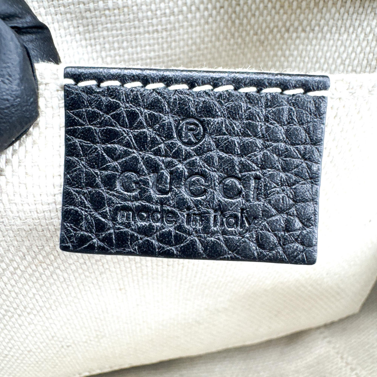 Gucci Soho Disco Leather Black Calfskin Crossbody Bag Bag (Pre-Owned)
