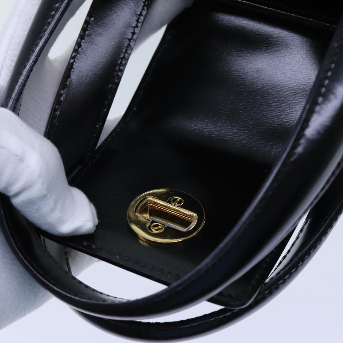 Bvlgari Handbag Leather Black Leather Handbag (Pre-Owned)