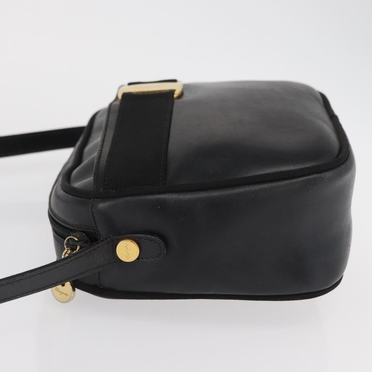 Salvatore Ferragamo Vara Bow Camera Leather Black Leather Shoulder Bag Bag (Pre-Owned)