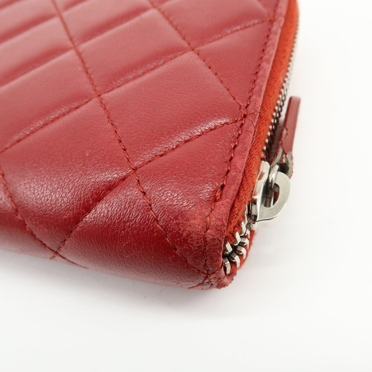 Chanel Zip Around Quilted Lambskin Red Leather Wallets Accessory (Pre-Owned)