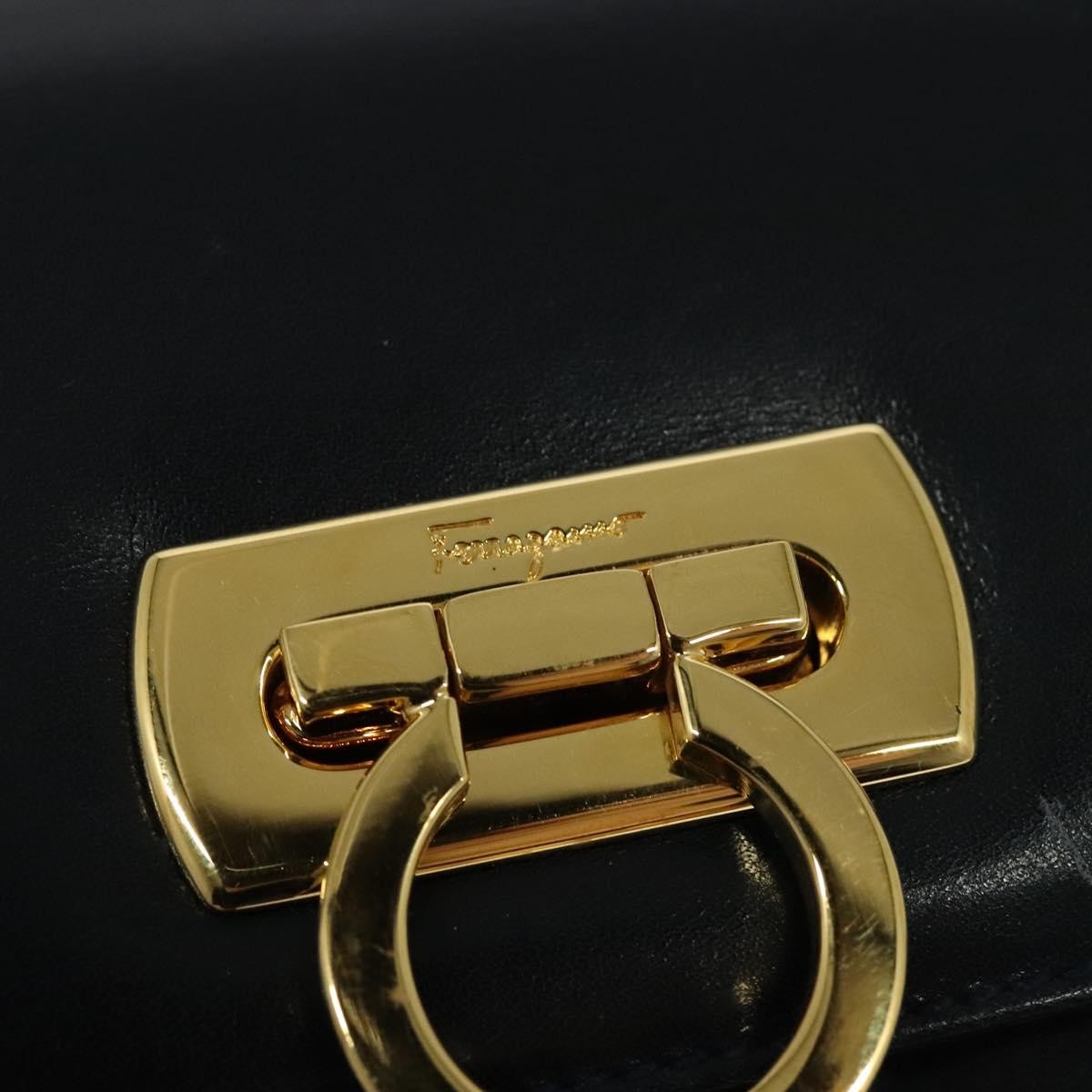 Salvatore Ferragamo Gancini Leather Black Leather Shoulder Bag Bag (Pre-Owned)