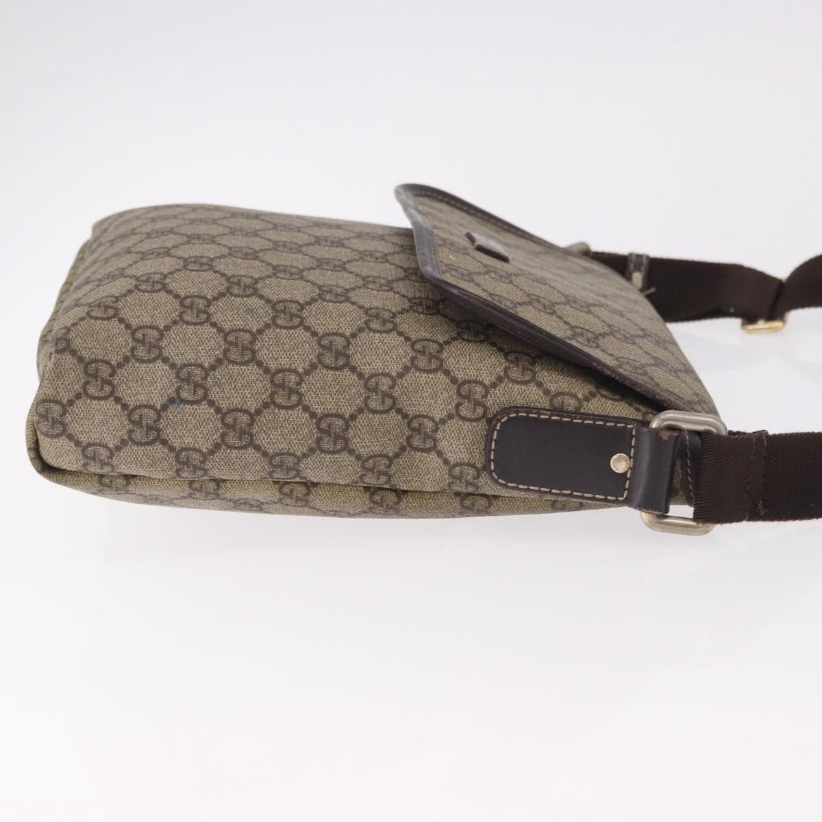 Gucci Flap Messenger Gg Coated Canvas Beige Canvas Shoulder Bag Bag (Pre-Owned)