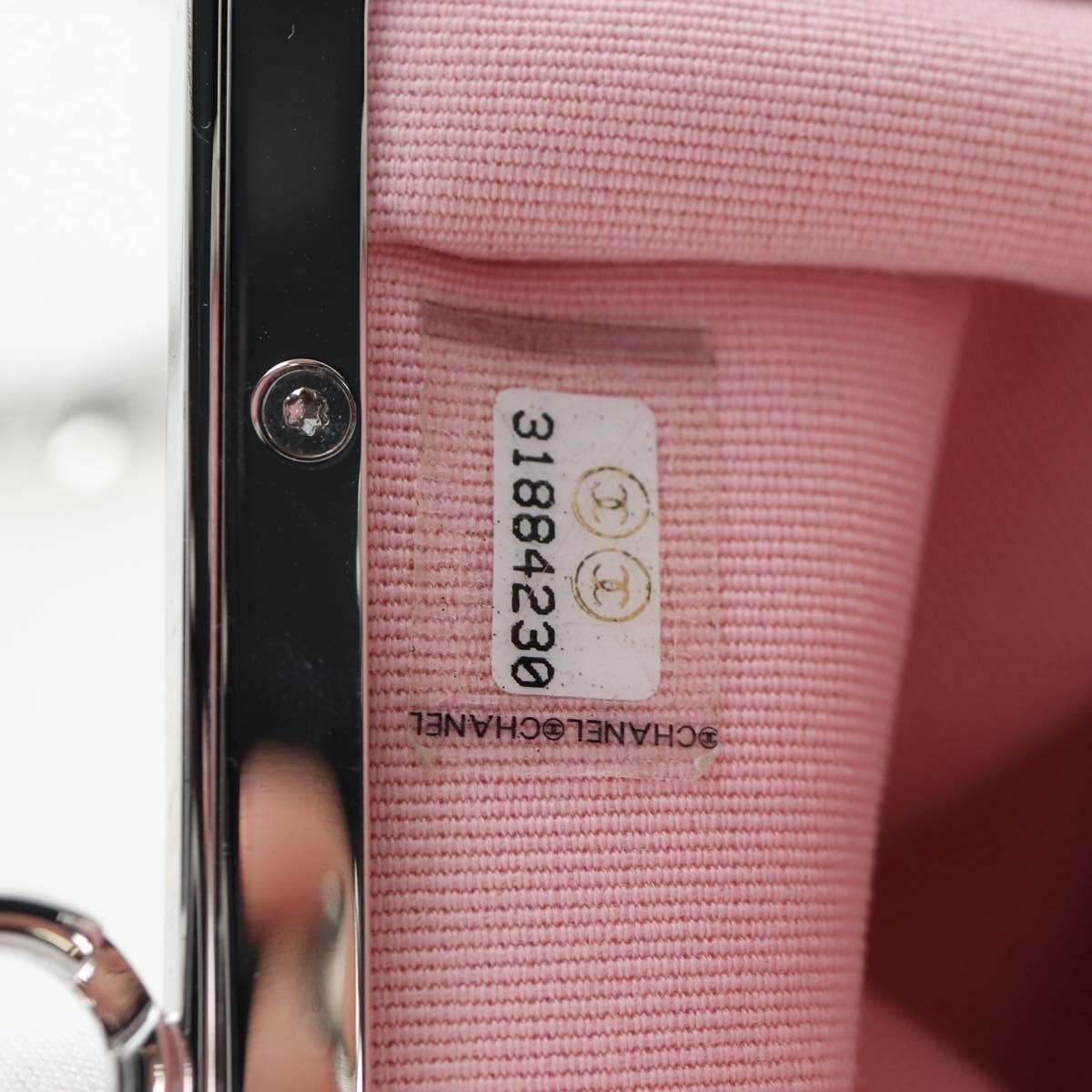 Chanel Cc Frame Clutch With Chain Quilted Lambskin And Plexiglass White Leather Clutche & Pouche Bag (Pre-Owned)