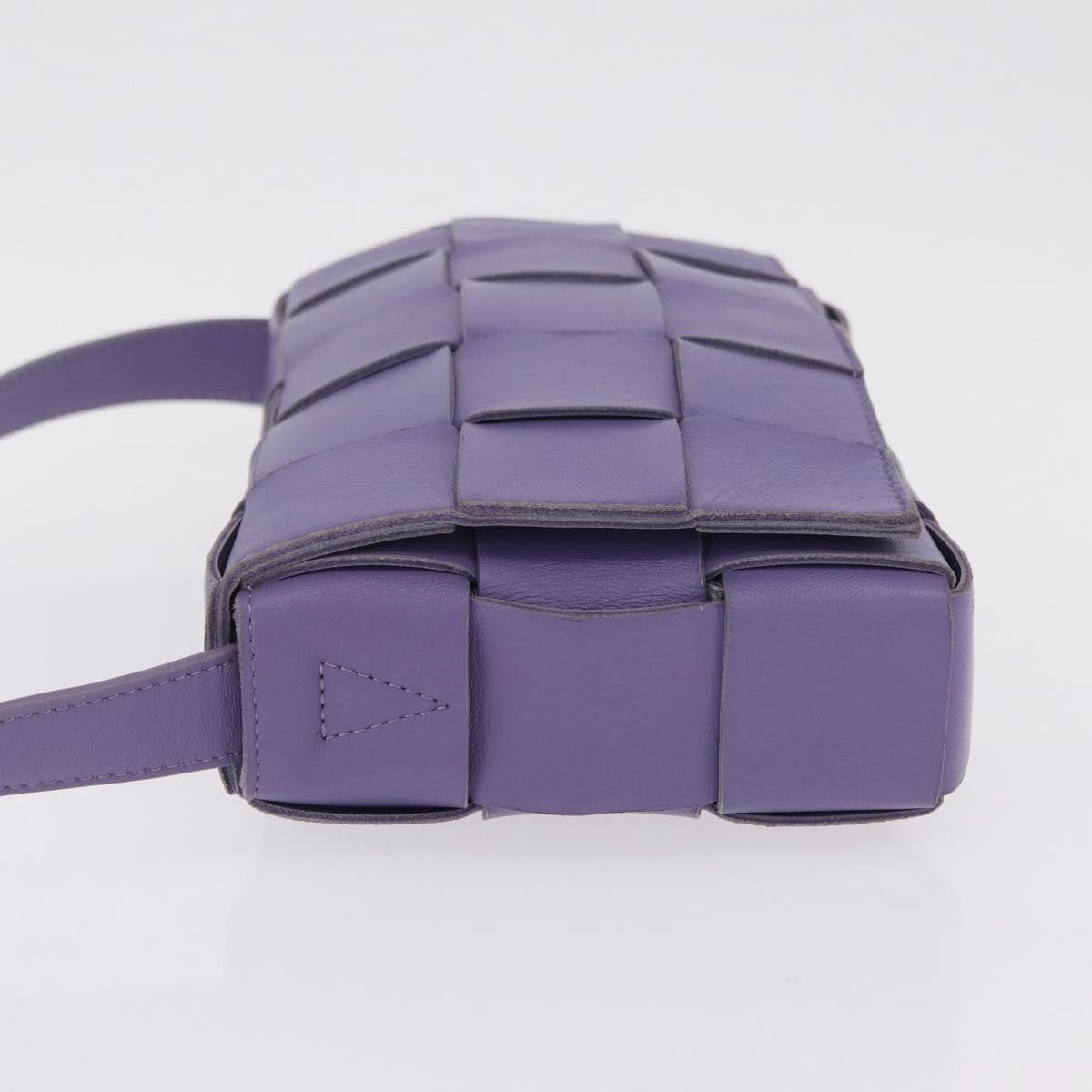 Bottega Veneta Cassette Maxi Intrecciato Leather Purple Leather Crossbody Bag Bag (Pre-Owned)