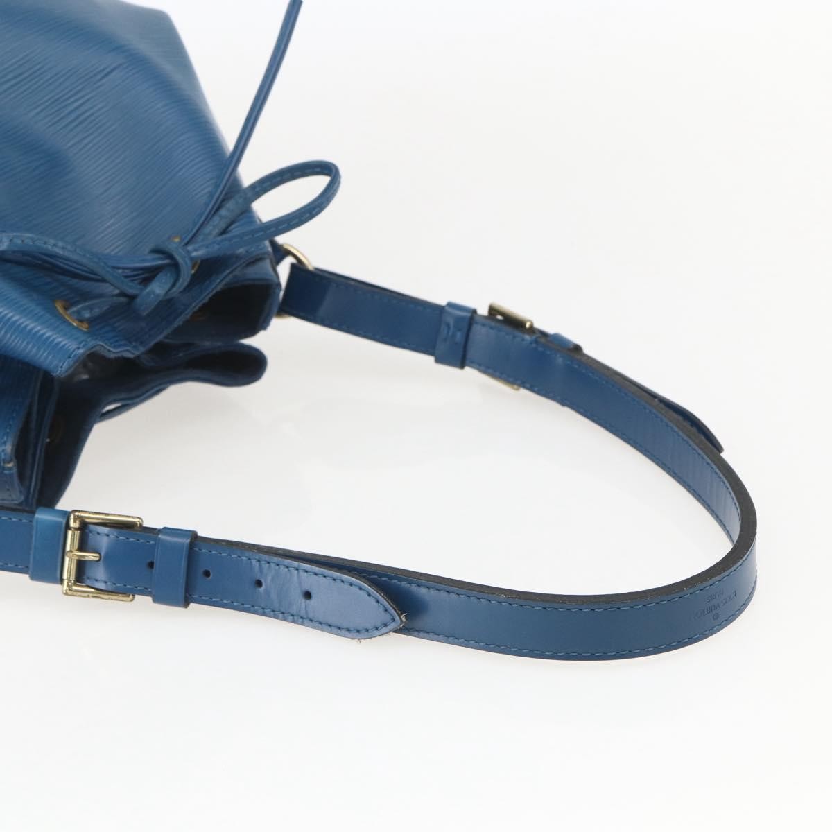 Louis Vuitton Noe Epi Leather Blue Leather Shoulder Bag Bag (Pre-Owned)