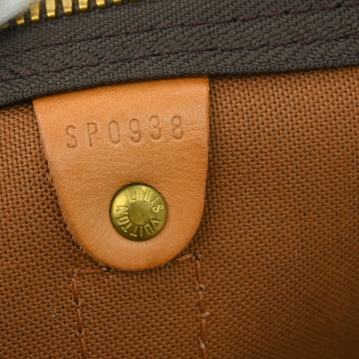 Louis Vuitton Keepall Monogram Canvas Brown Canvas Travel Bag Bag (Pre-Owned)