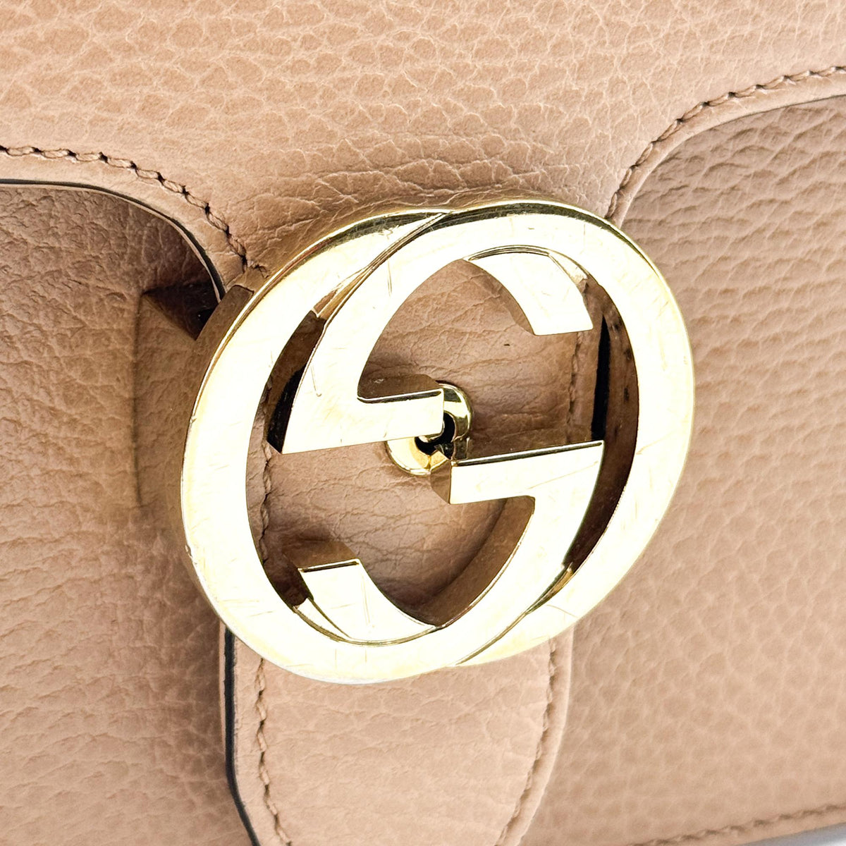 Gucci Interlocking Leather Brown Calfskin Shoulder Bag Bag (Pre-Owned)