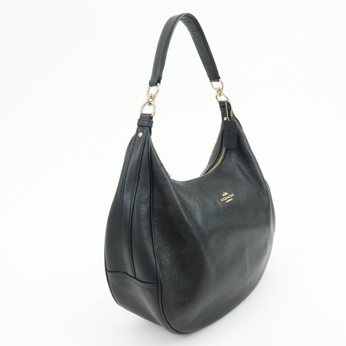 Coach Shoulder Leather Black Leather Handbag (Pre-Owned)