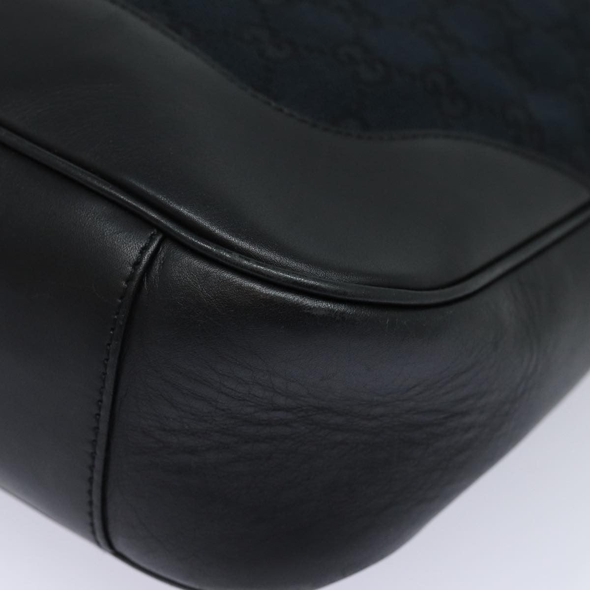 Gucci Bamboo Shoulder Gg Canvas Black Canvas Shoulder Bag Bag (Pre-Owned)
